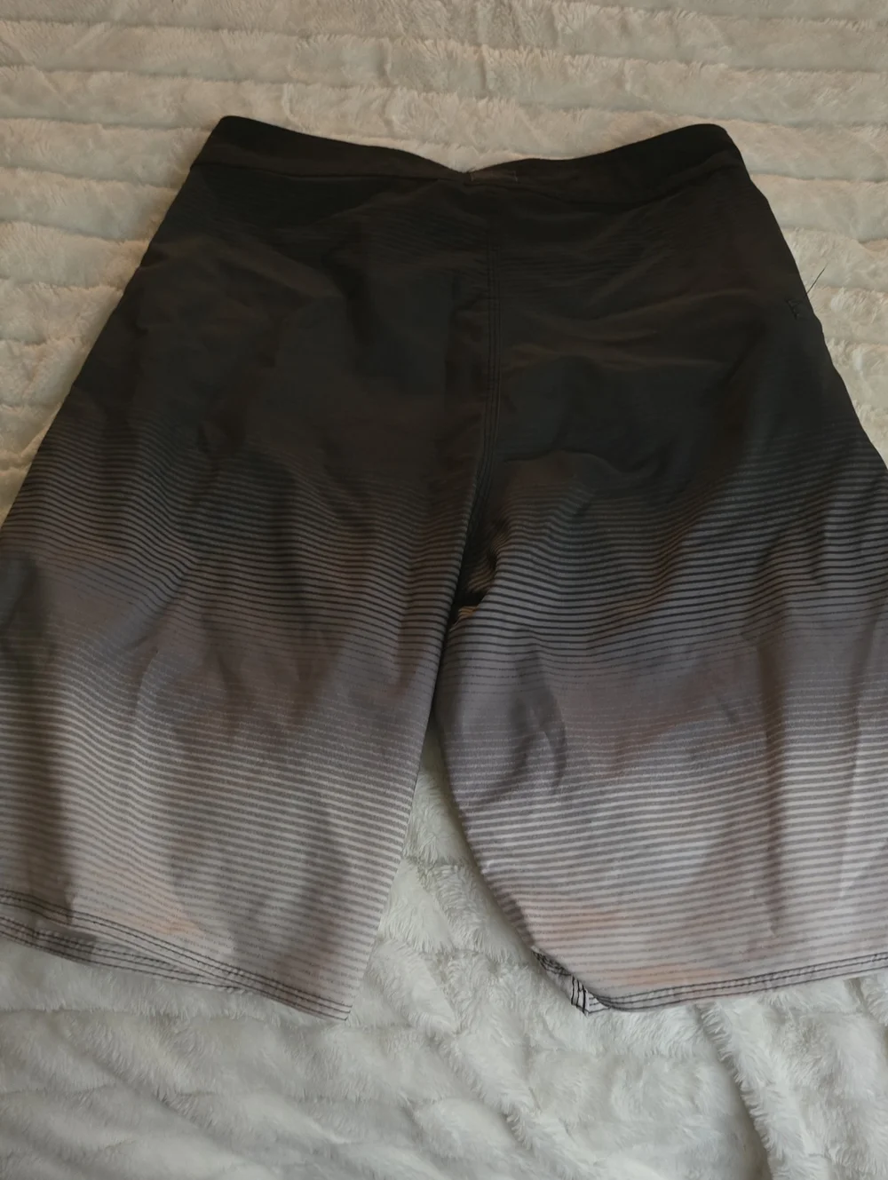 Men's Size 28 Waist Black to Brown Ombre Swim Trunks